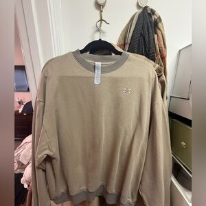 ALO Yoga Men's Beige Crewneck Sweater